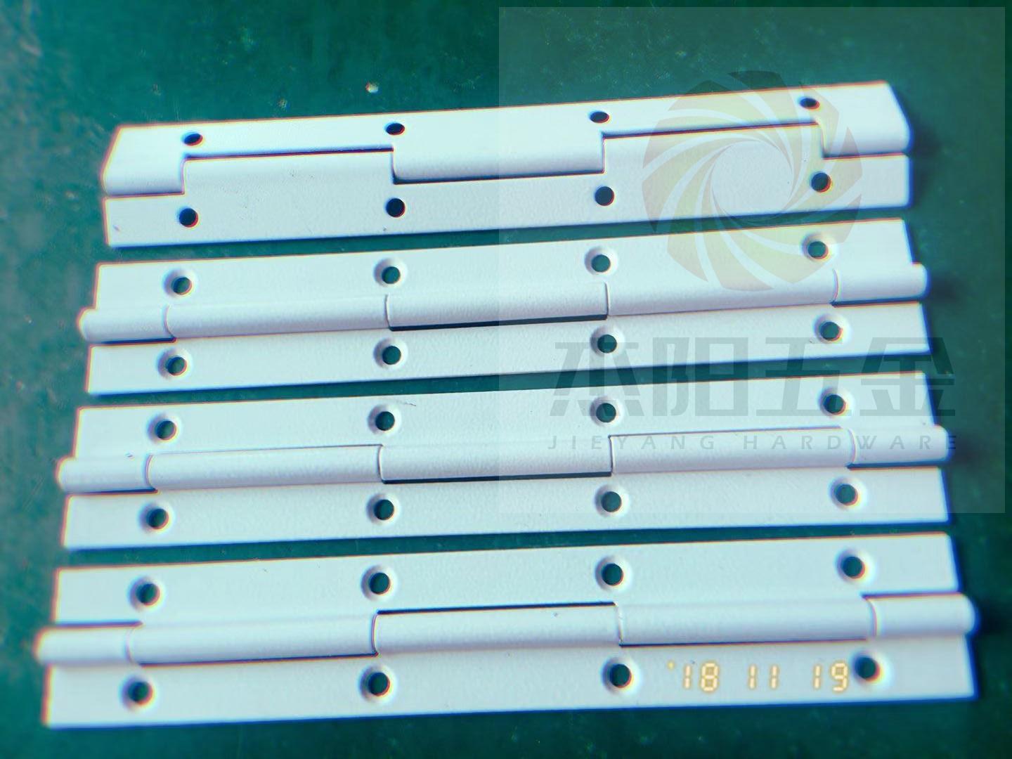 轴旋铆，长排合页